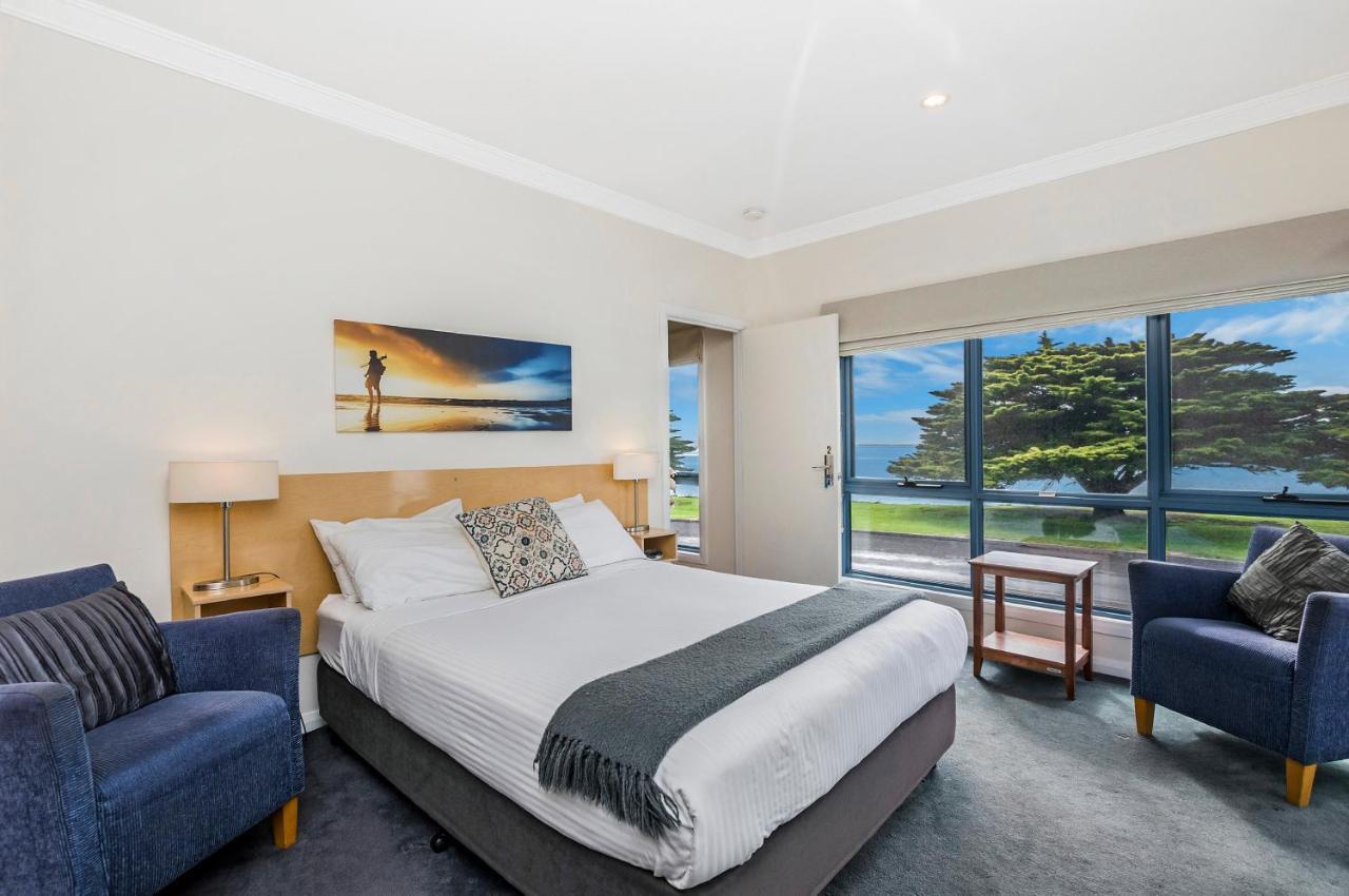 Seascape Aparthotel 4*
